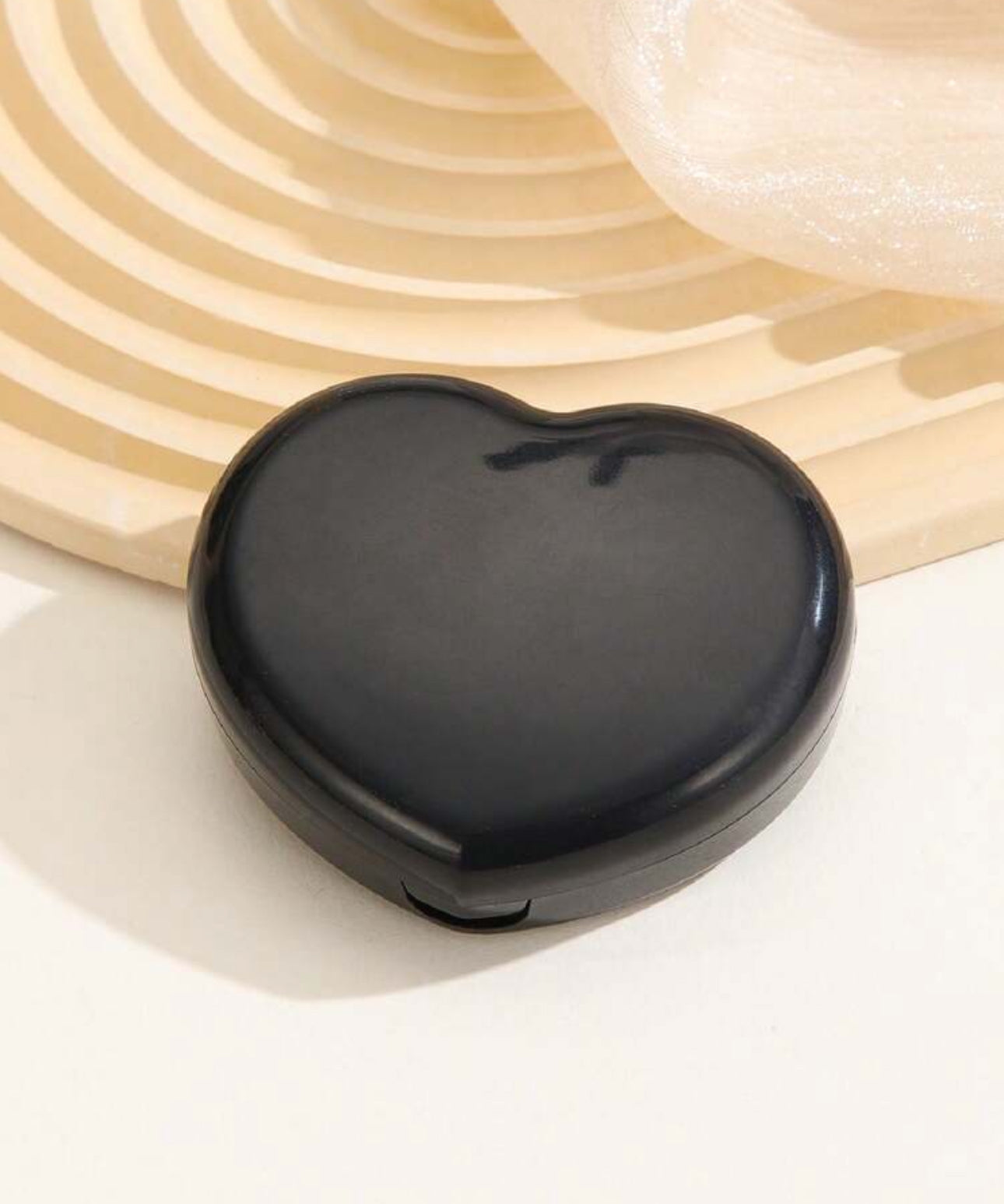 Boîte à lentilles en forme de coeur